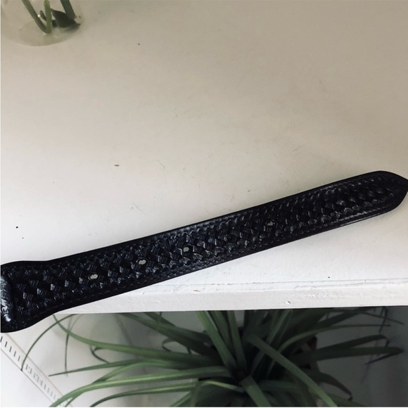 VTG Made in Mexico Black Tooled LeatherBasket chain Western Boho Belt - Picture 9 of 10